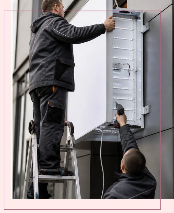 Изготовление и монтаж световых коробов для рекламы в Мончегорске